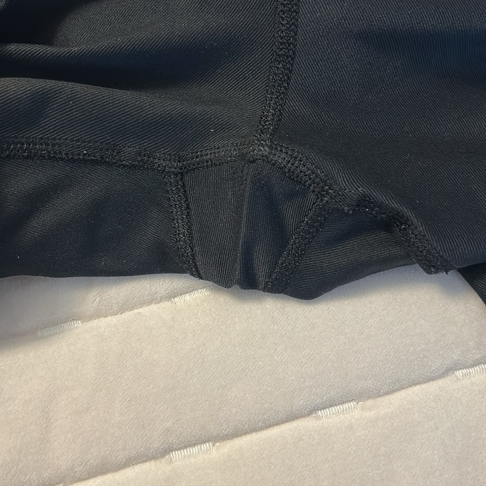 Nike Crops - Picture 4 of 4